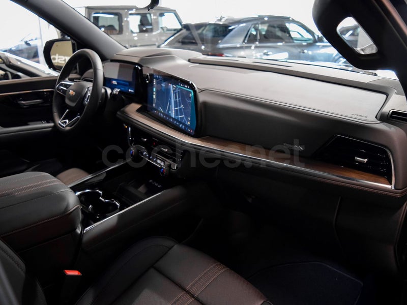 Chevrolet Suburban 6.2 V8 High Country 2026 — photo 4