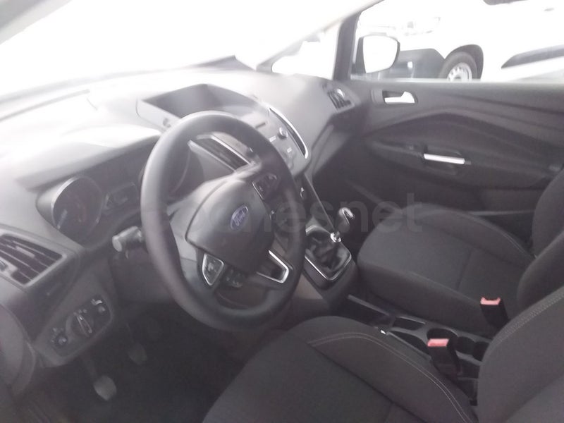 Ford C-max 2019 — photo 8