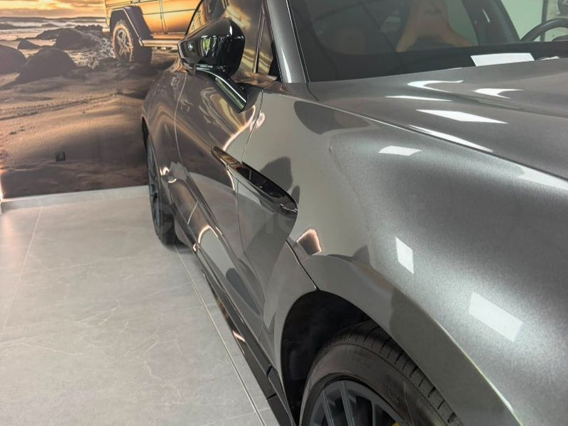 Aston Martin Dbx 2023 — photo 3