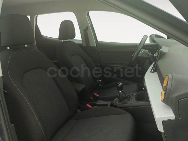 Seat Arona 2023 — photo 8