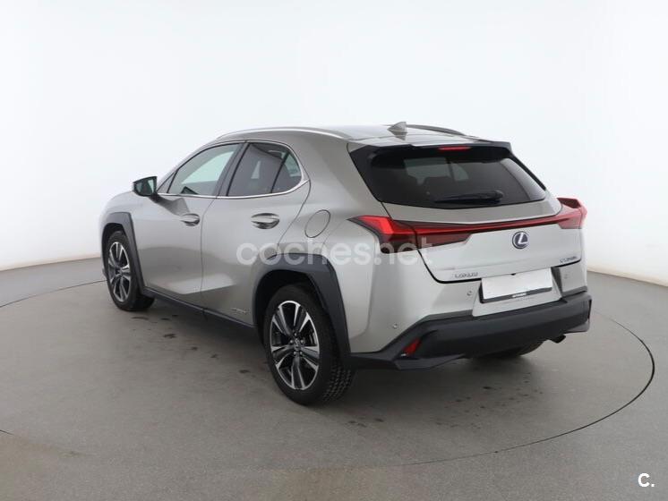 Lexus Ux 2019 — photo 4