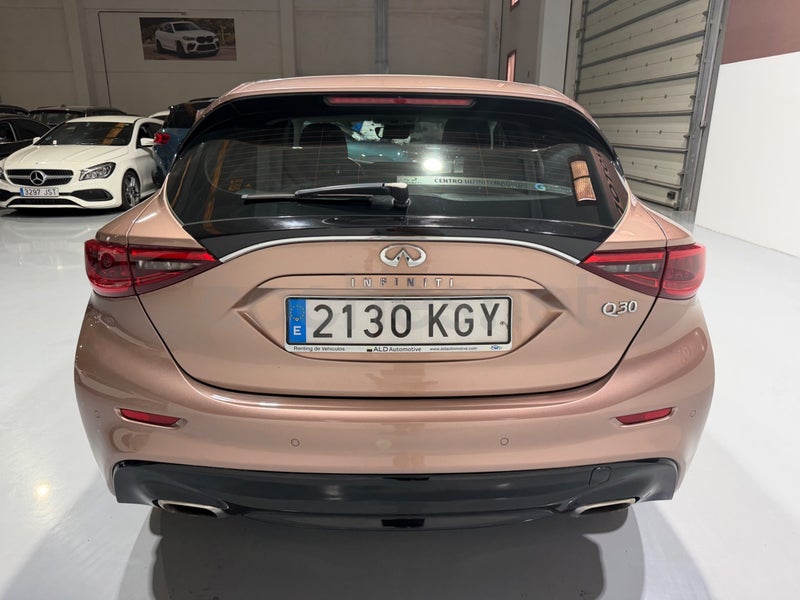 Infiniti Q30 2018 — photo 7