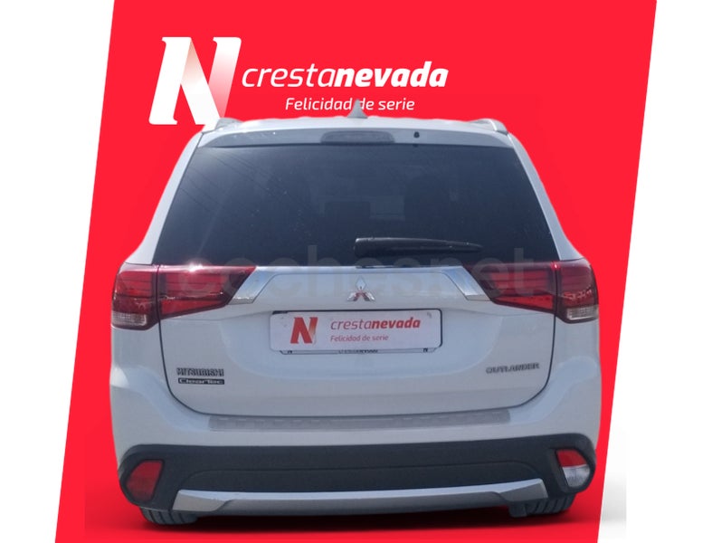 Mitsubishi Outlander 2017 — photo 6