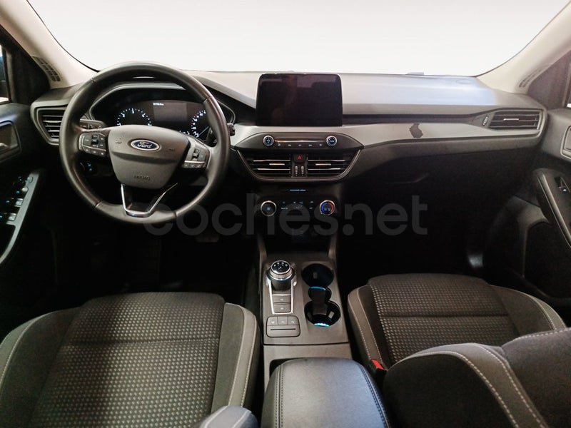 Ford Focus 2022 — photo 7