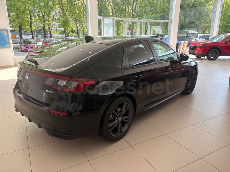 Honda Civic 2026 — photo 2