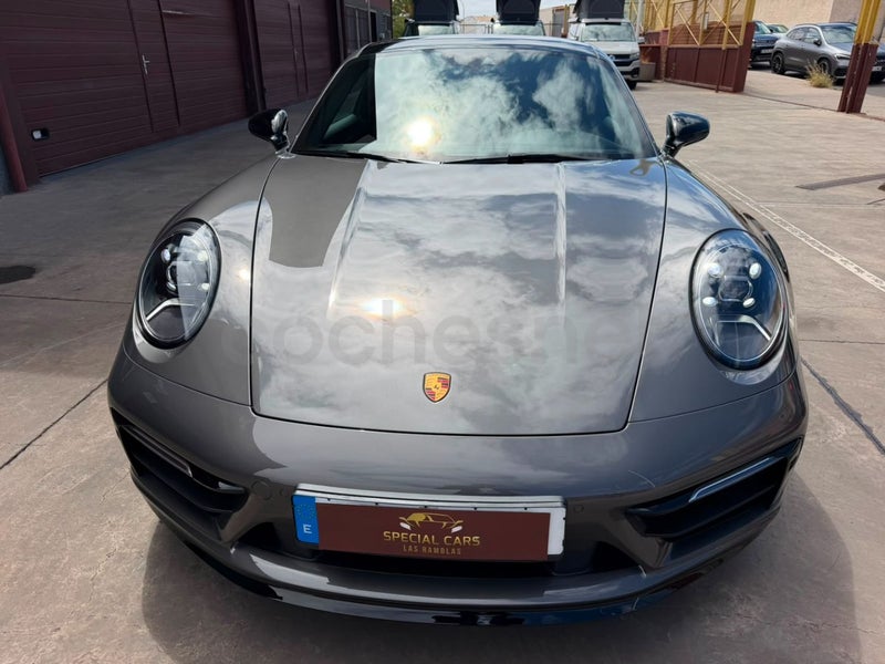 Porsche 911 2024 — photo 2