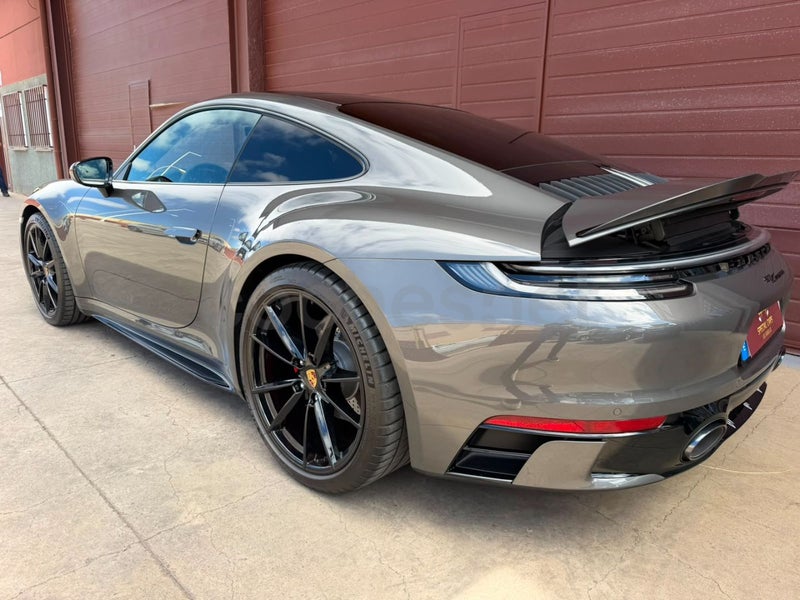 Porsche 911 2024 — photo 4