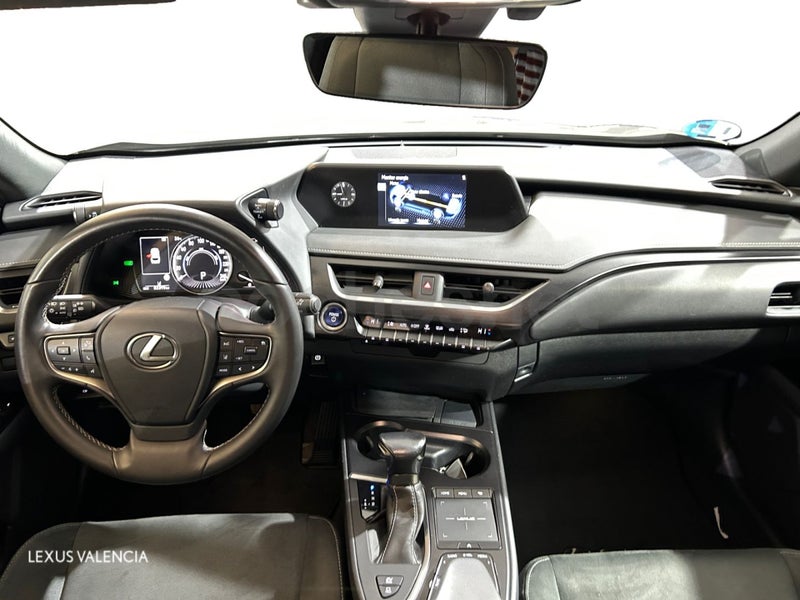 Lexus Ux 2022 — photo 8