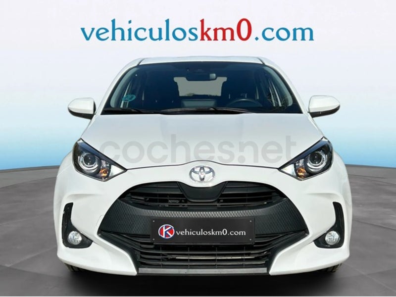 Toyota Yaris 2022 — photo 2
