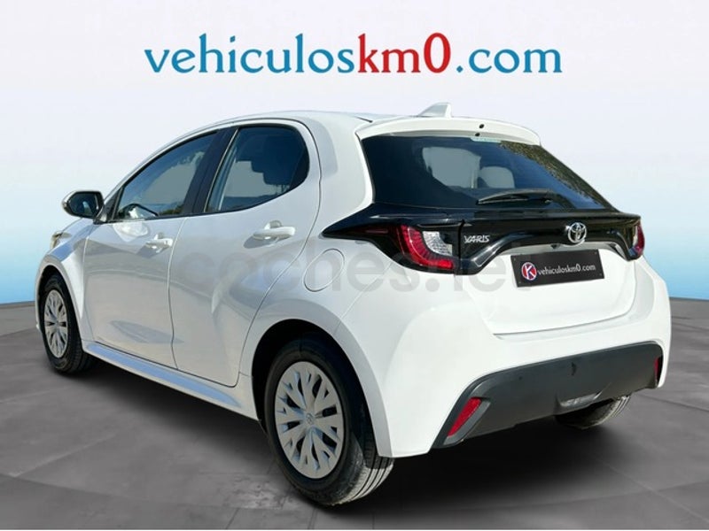 Toyota Yaris 2022 — photo 7