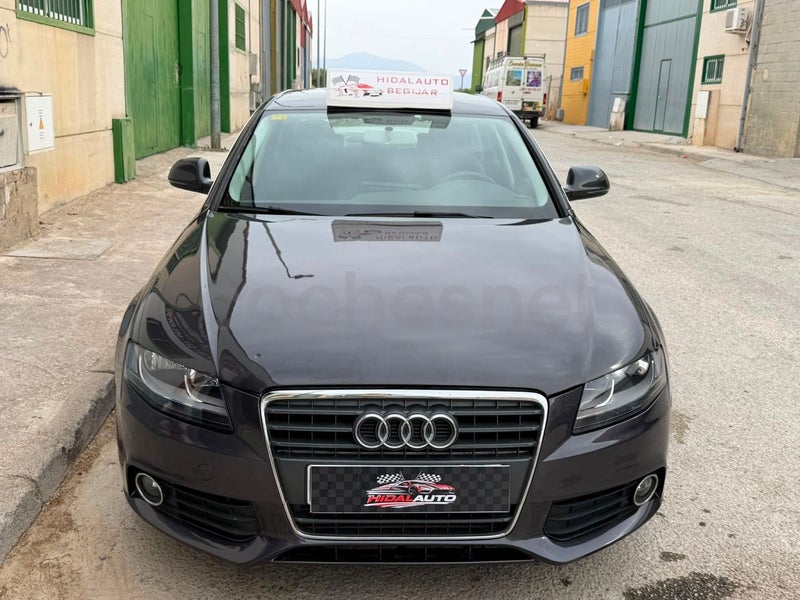 Audi A4 2009 — photo 7