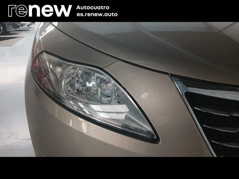 Lancia Ypsilon 2013 — photo 6
