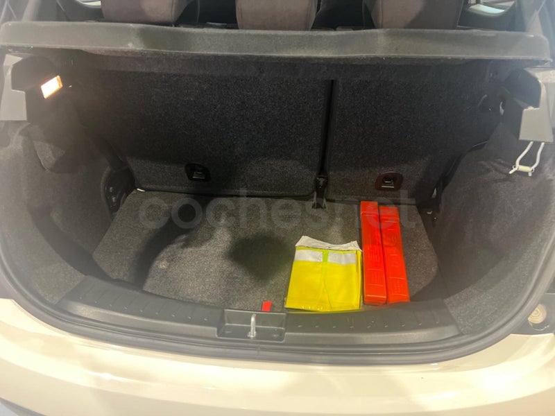 Lancia Ypsilon 2013 — photo 5