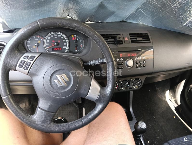 Suzuki Swift 2008 — photo 8
