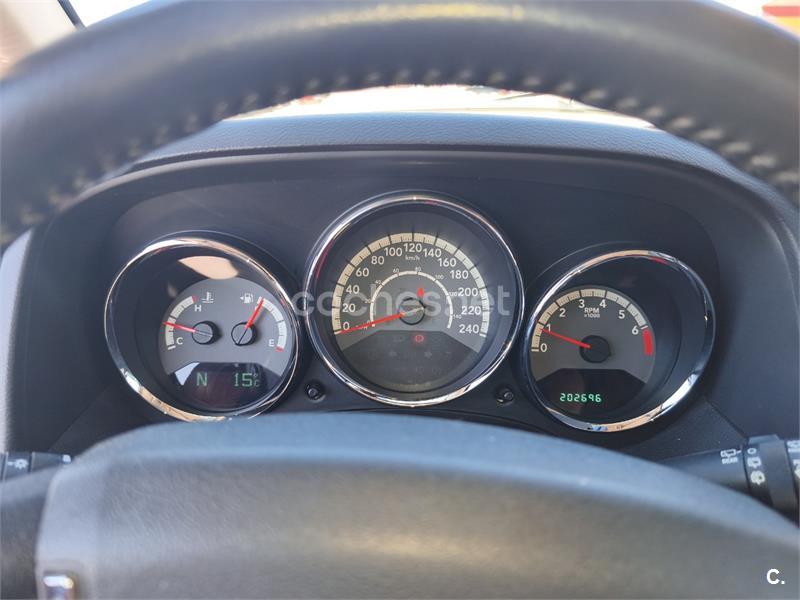 Dodge Caliber 2011 — photo 8