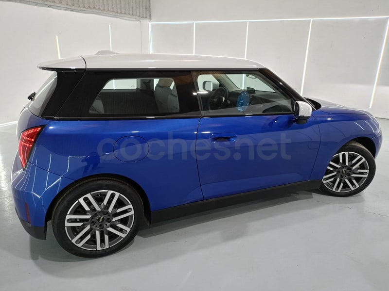 Mini Cooper 2025 — photo 7