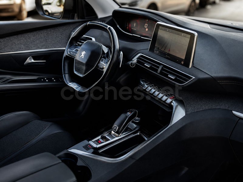 Peugeot 5008 2017 — photo 8