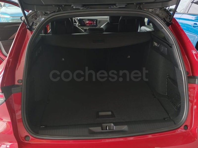 Opel Astra 2024 — photo 6