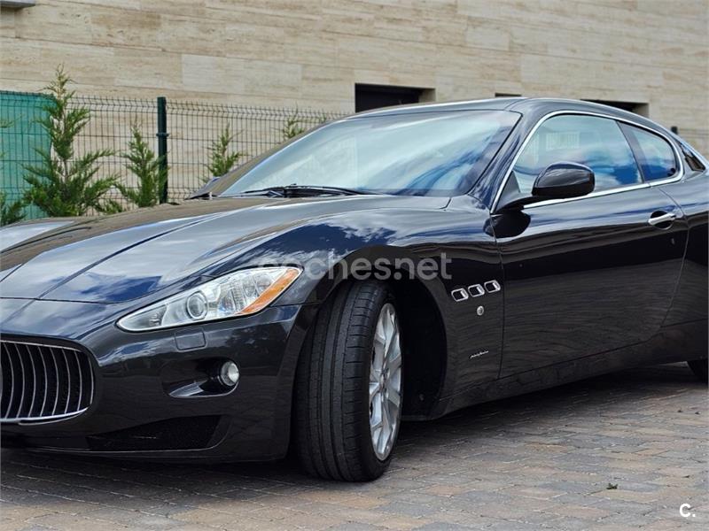 Maserati Granturismo 2010 — photo 3
