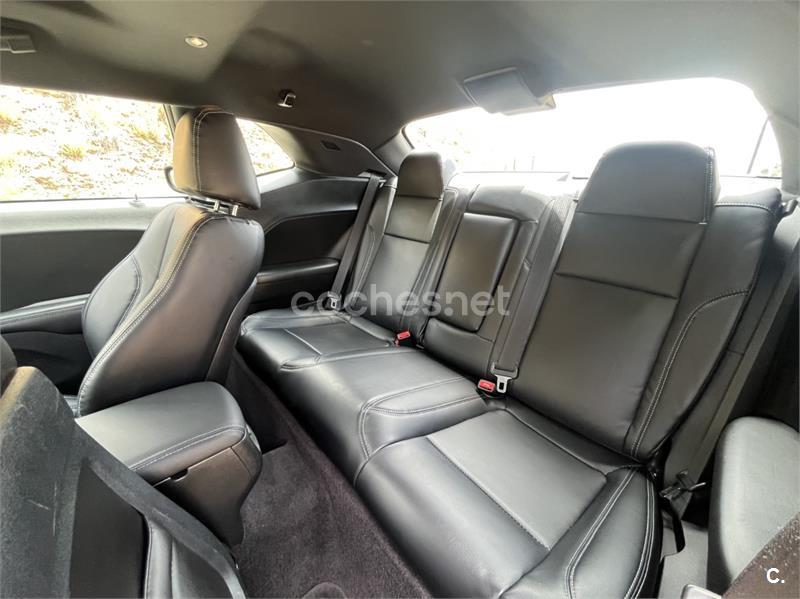 Dodge Challenger 2024 — photo 6