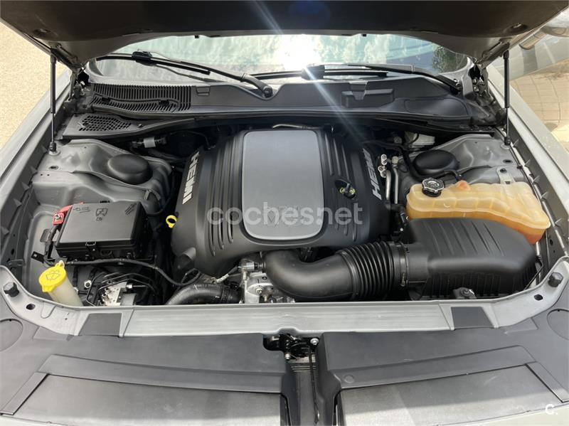 Dodge Challenger 2024 — photo 8
