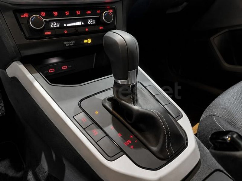 Seat Arona 2023 — photo 8