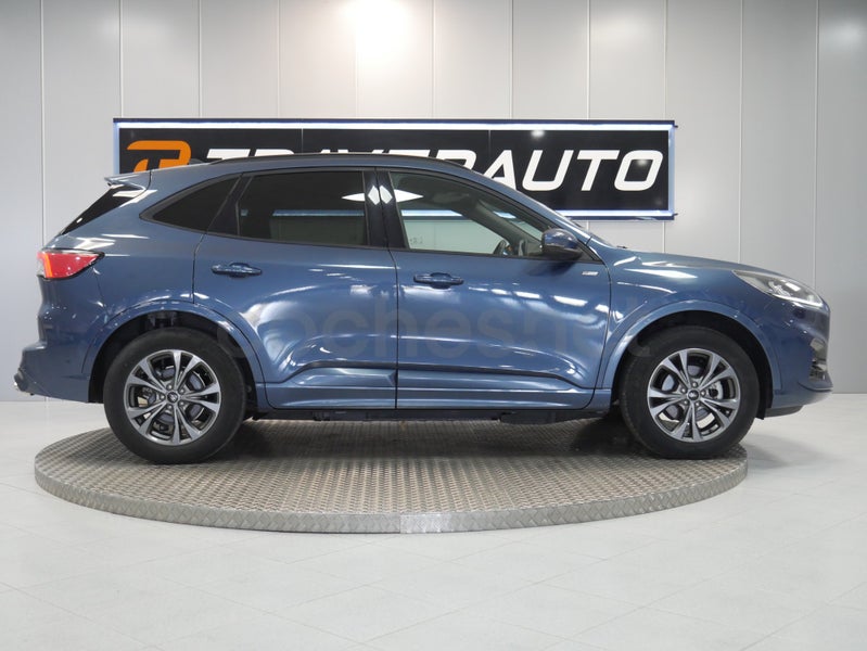 Ford Kuga 2023 — photo 3
