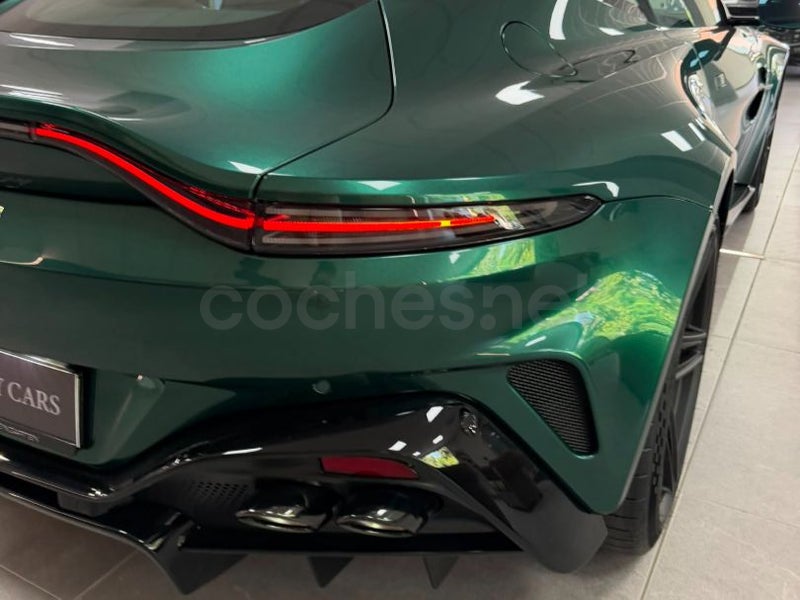 Aston Martin Vantage 2026 — photo 7