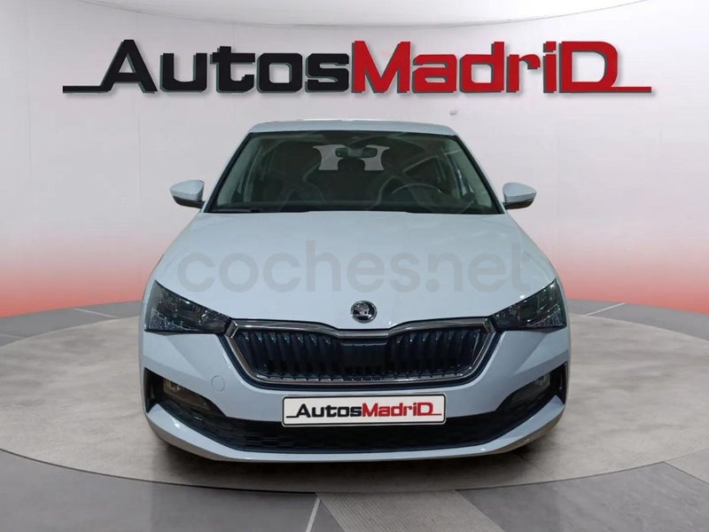 Skoda Scala 2023 — photo 2