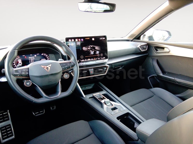 Cupra León 2025 — photo 6