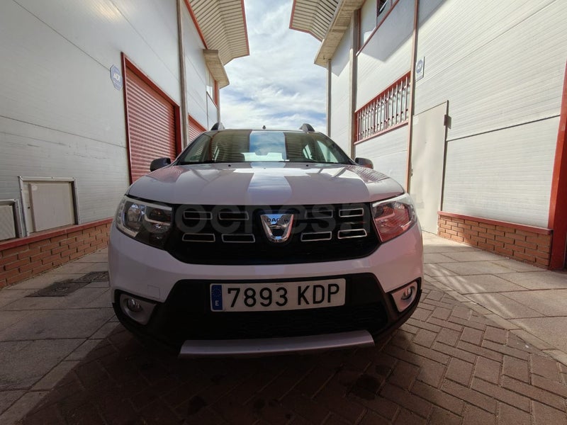 Dacia Sandero 2017 — photo 2
