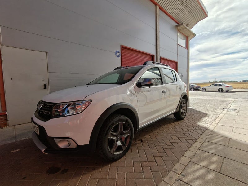 Dacia Sandero 2017 — photo 3