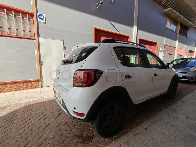 Dacia Sandero 2017 — photo 6