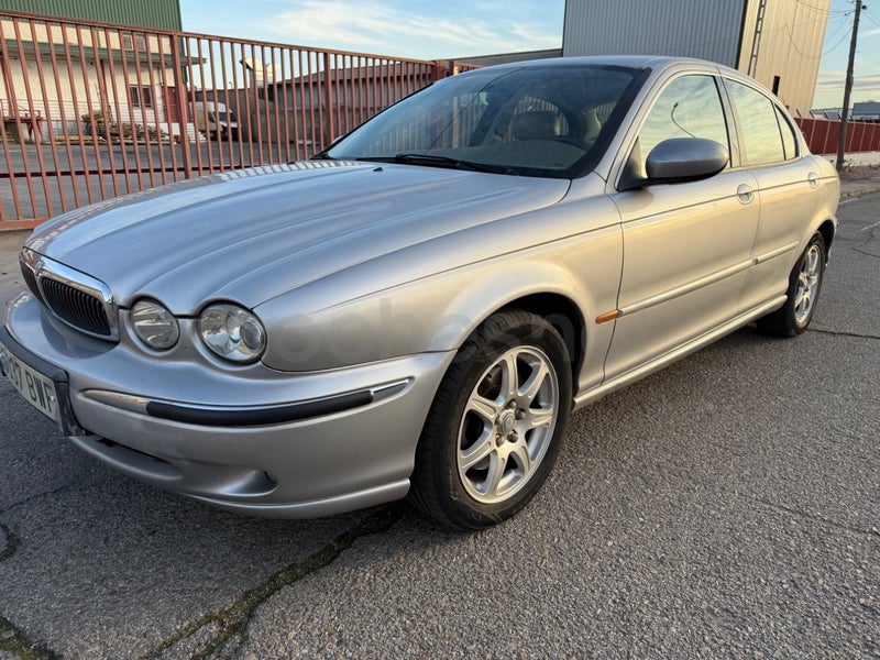 Jaguar X-type 2002 — photo 6