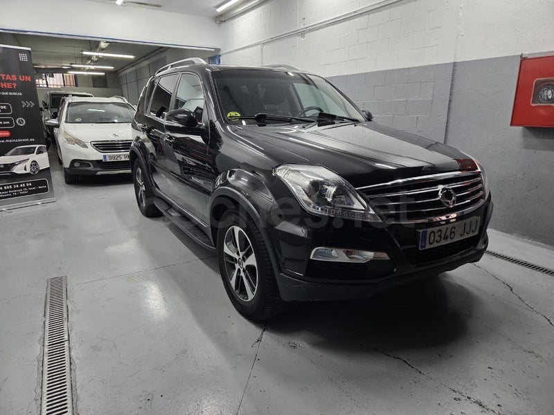 Ssangyong Rexton 2015 — photo 3