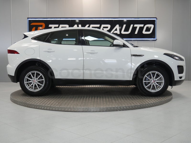 Jaguar E-pace 2019 — photo 3