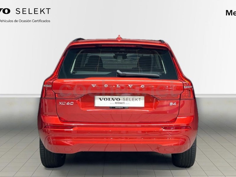 Volvo Xc60 2023 — photo 4