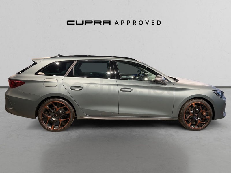 Cupra León 2025 — photo 3