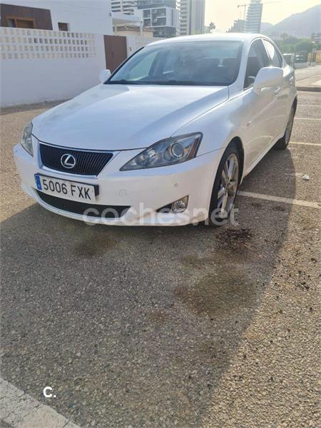 Lexus Is220d 2007 — photo 2