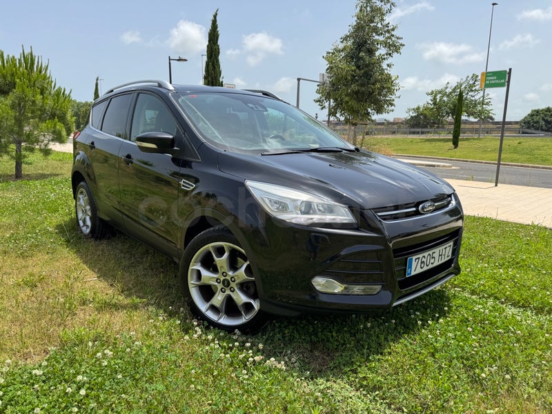 Ford Kuga 2014 — photo 2