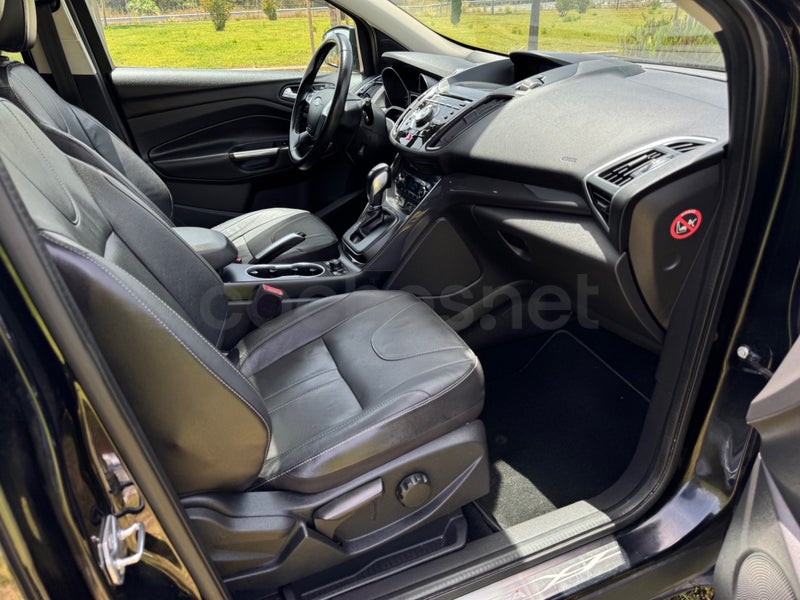 Ford Kuga 2014 — photo 7