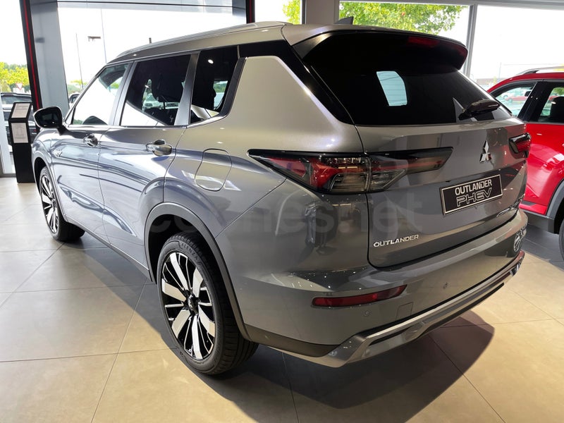 Mitsubishi Outlander 2026 — photo 5
