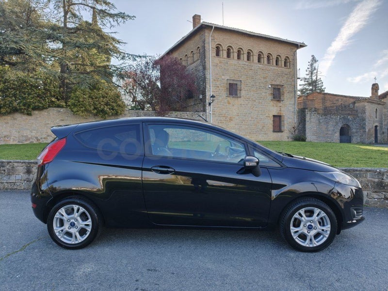 Ford Fiesta 2013 — photo 3