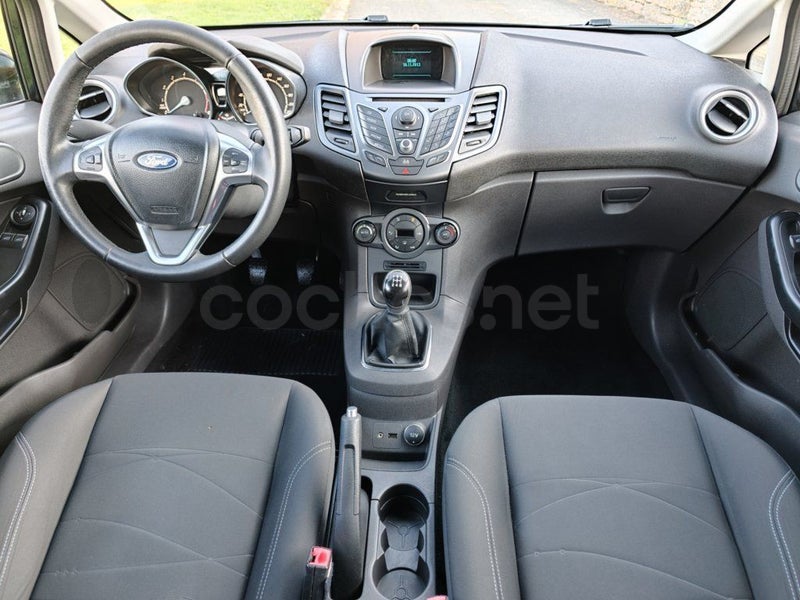 Ford Fiesta 2013 — photo 4