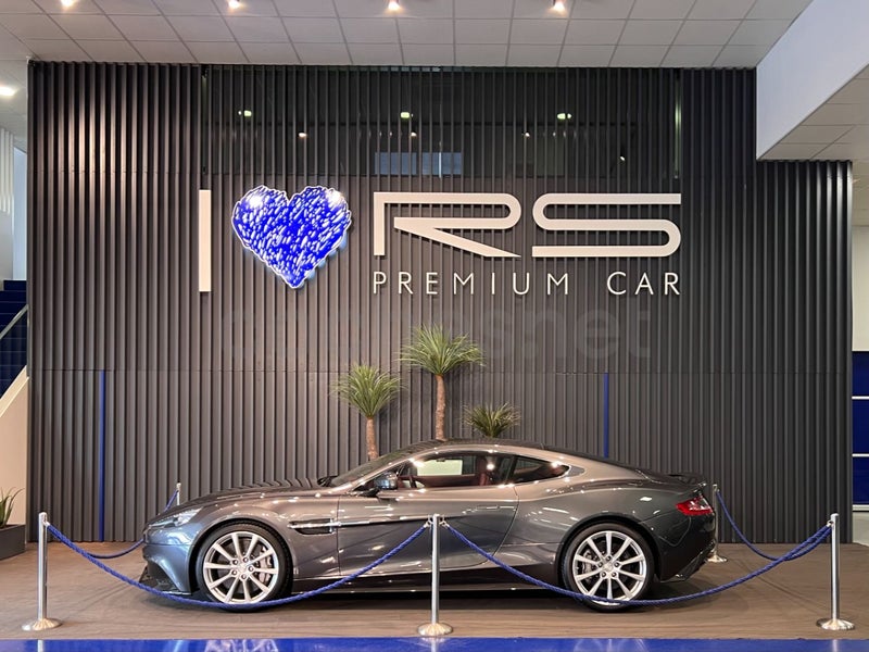Aston Martin Vanquish Coupé 6.0 V12 2016