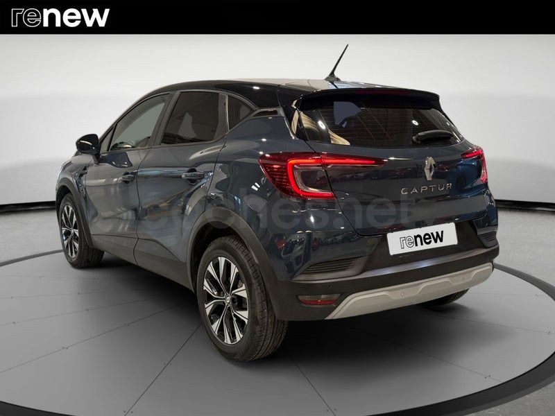 Renault Captur 2023 — photo 5