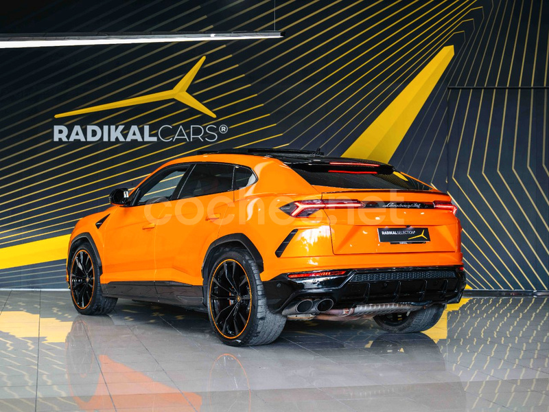 Lamborghini Urus Pearl Capsule 2022 — photo 8