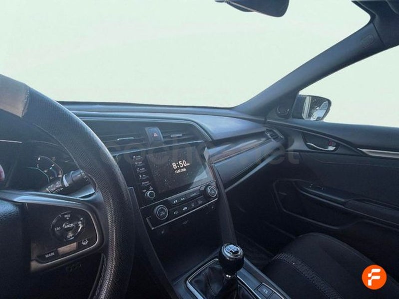 Honda Civic 2020 — photo 8