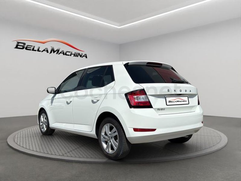 Skoda Fabia 2021 — photo 3