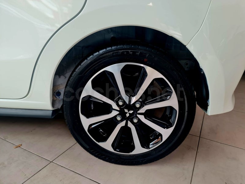 Mitsubishi Space Star 2022 — photo 8